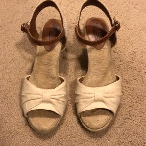 Lucky 🍀 Brand Wedges